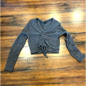 Wild Fable cropped long sleeve lightweight sweater.